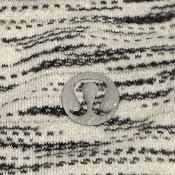 Lululemon Top Womens 8 Heather Gray Round Neck Stretch Active Gym Short Sleeve - Picture 4 of 6